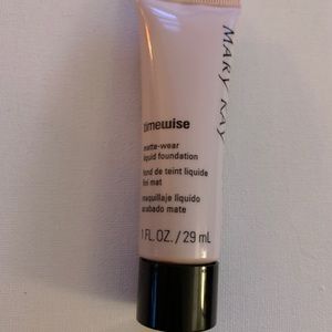 MARY KAY Bronze 1 Matte Wear liquid foundation